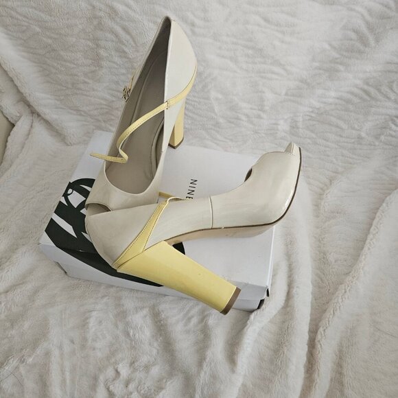 Shoes - Picture 2 of 2